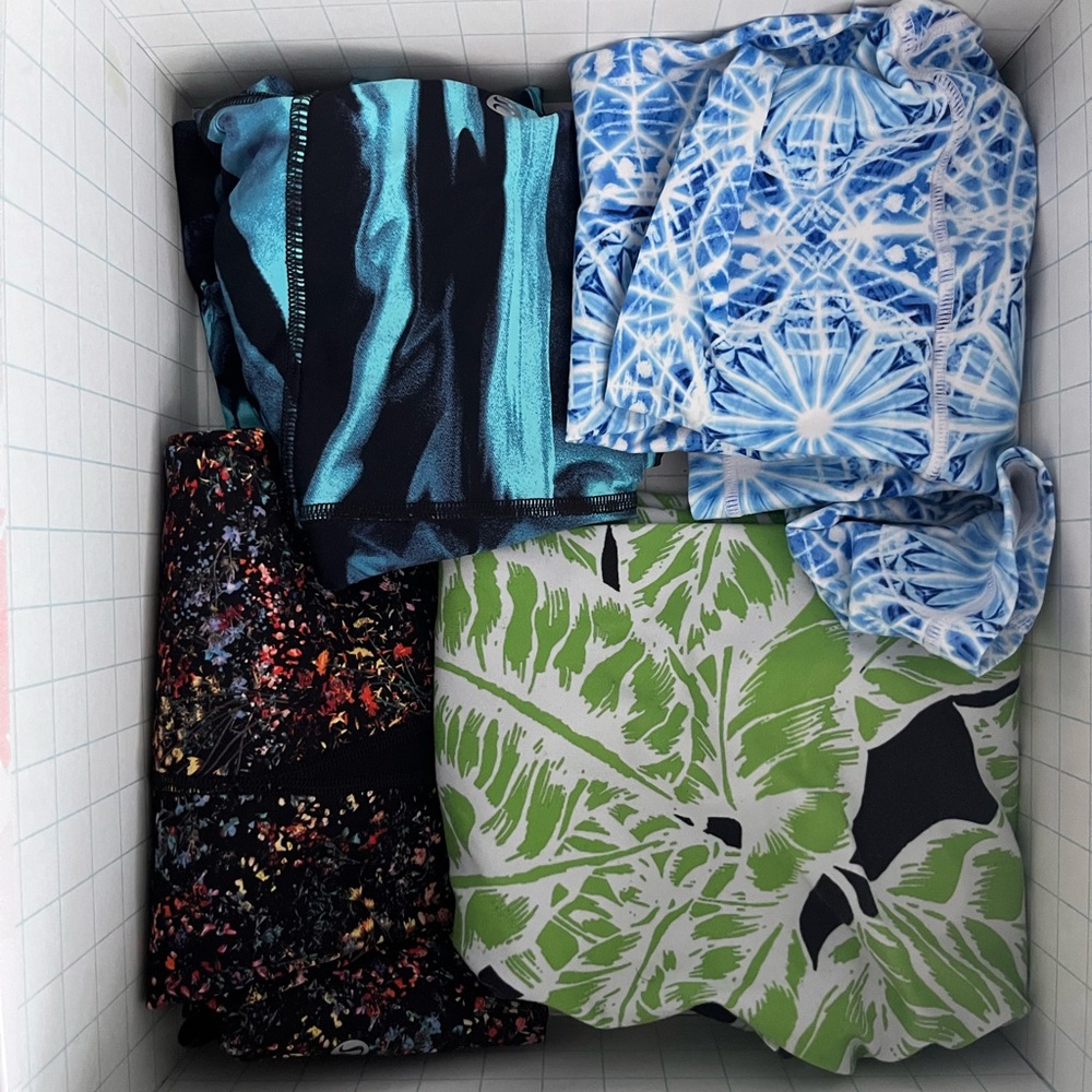 Lululemon leggings assorted box